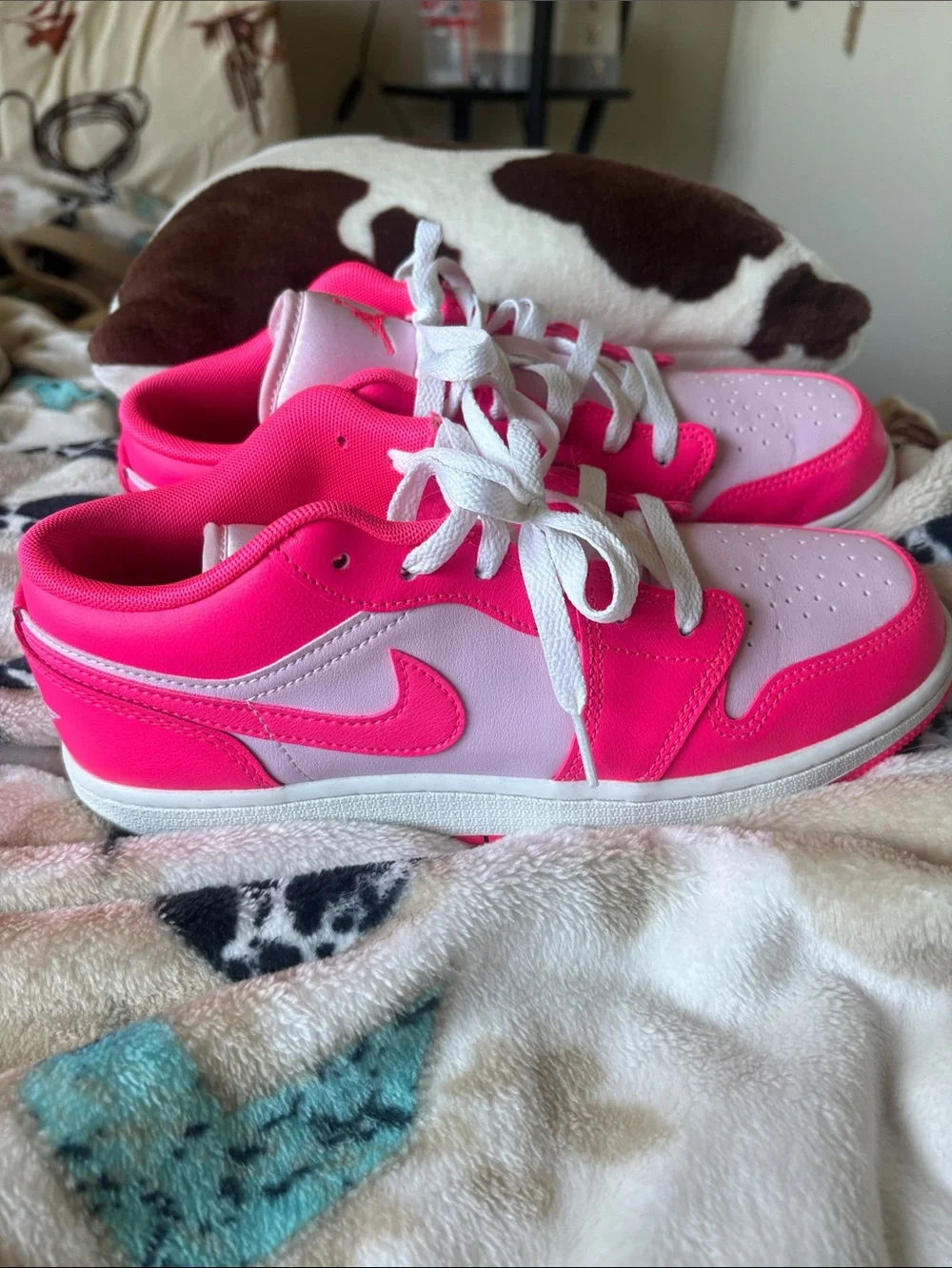 Jordan Kids Hot Pink and Light Pink Low-Top Sneakers